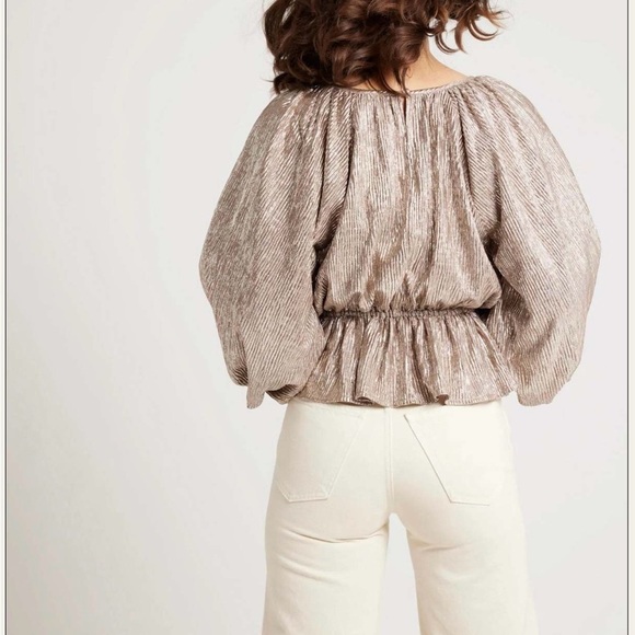 Mille Resort & Travel ,Karis Top Lux Metallic Gold Women's Top Size XXS-M - Picture 5 of 15